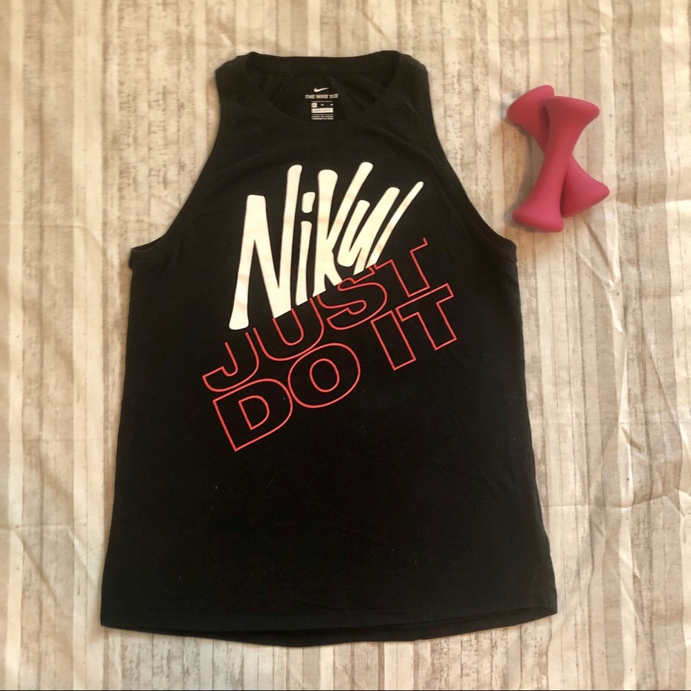 💪🏻 Nike Black Retro Lockup Medium Muscle Tank